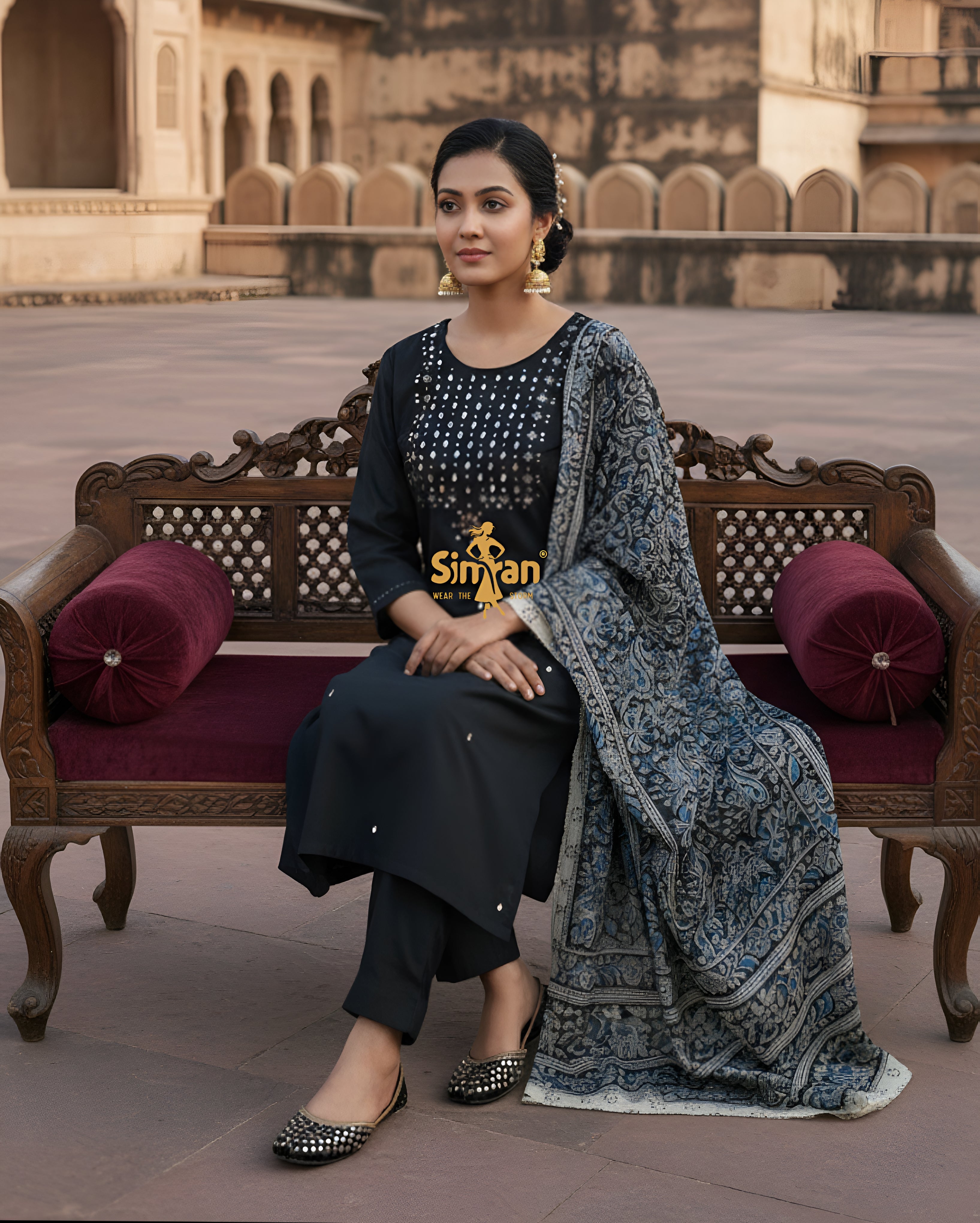 Linen Cotton Kurti Pant Set with Kalamkari Dupatta & Mirror Neck Work 014895