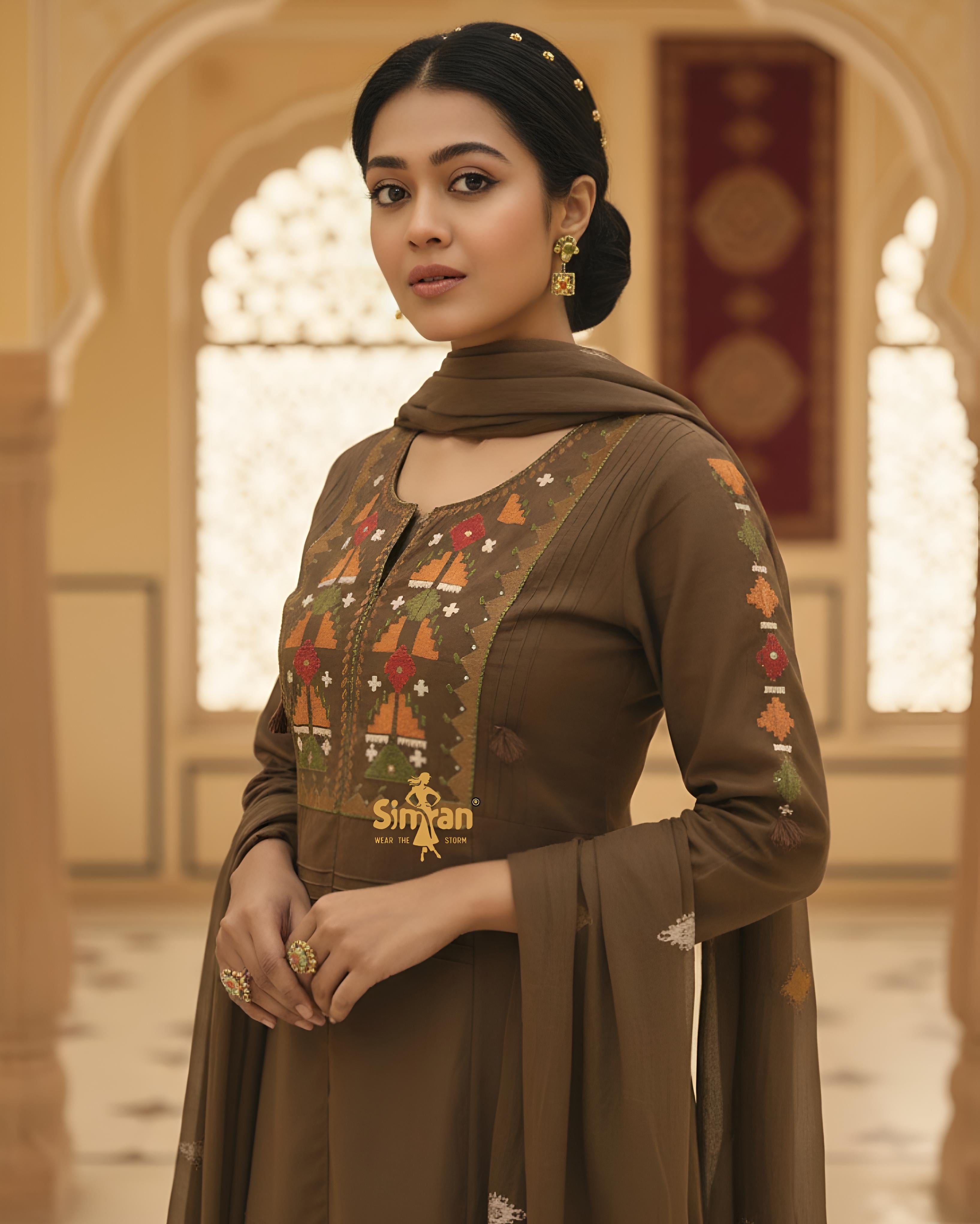 Linen Cotton Embroidered Kurti Pant Dupatta Set 014952