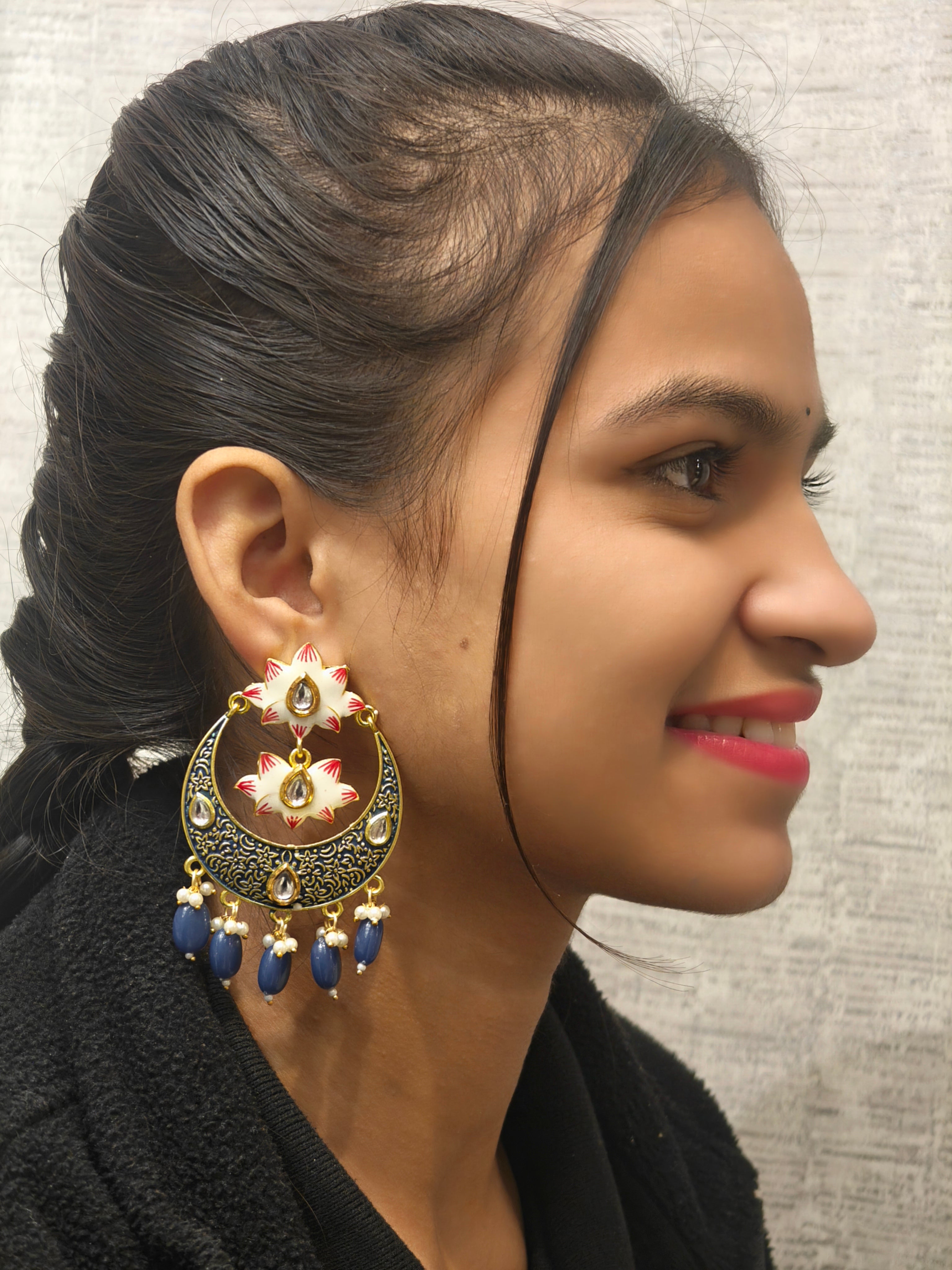 Fashionable Dangler 012356