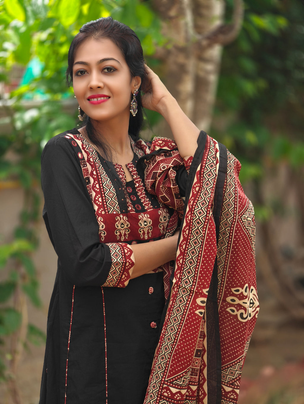 A-Line Traditional Kurti Pant Dupatta Set with Kutchi Print & Mirror Work 015833